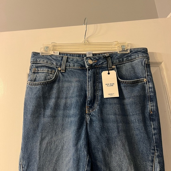 NWT Forever 21 midrise flare jeans size 27 Concert, festival, boho - Picture 5 of 11